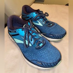 Brooks Women’s GTS 18 Sneakers 10W